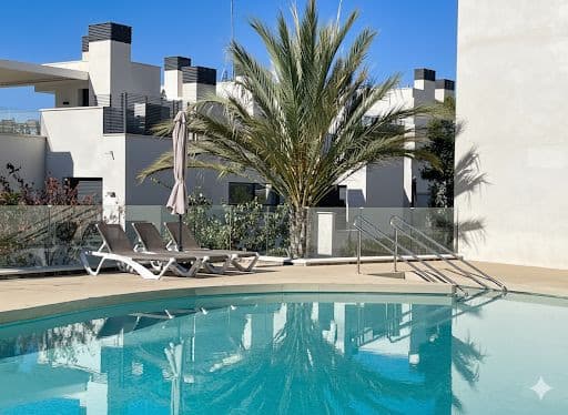 Ground Floor Apartment in Marbella — photo 1 of 10