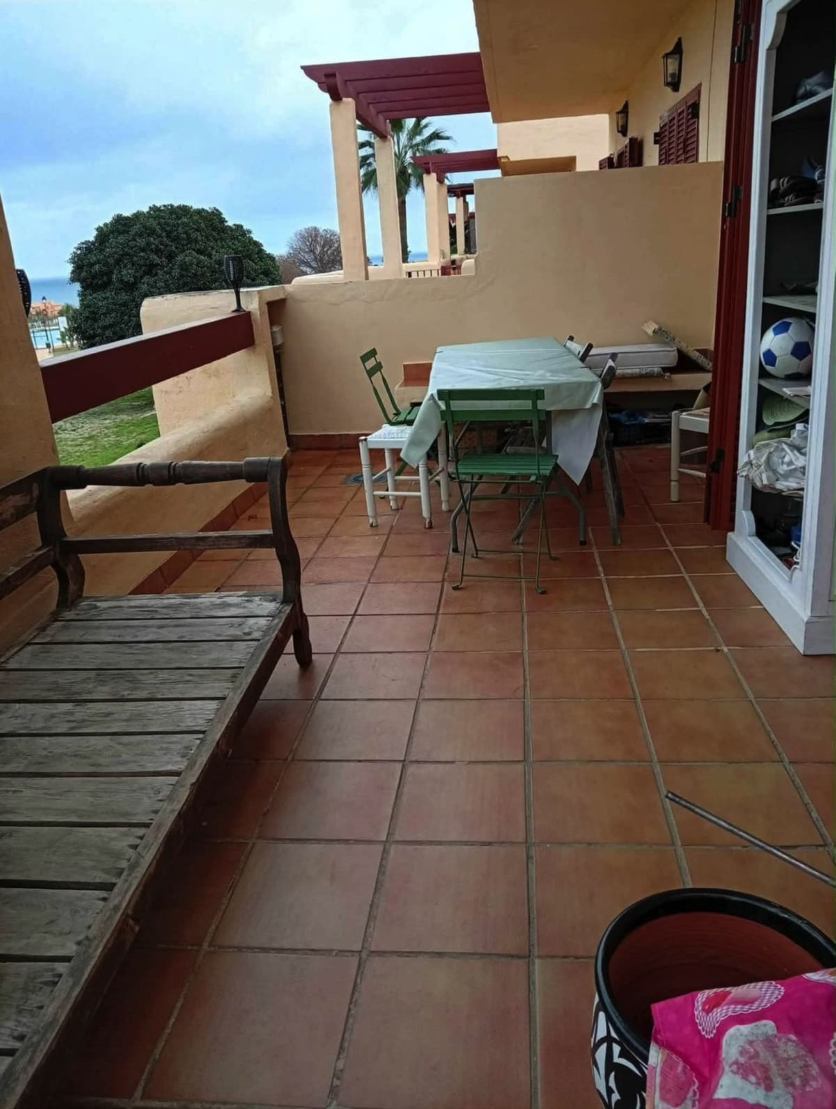 Semi-Detached House in La Duquesa — photo 3 of 10