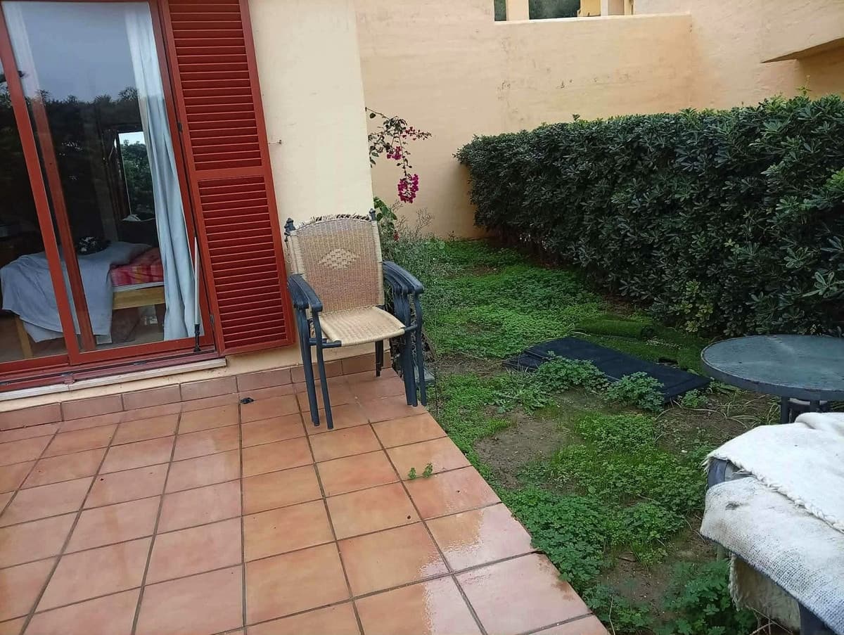 Semi-Detached House in La Duquesa — photo 6 of 10