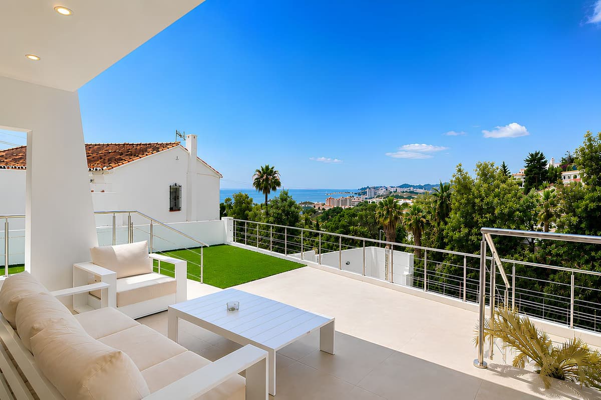 Detached Villa in Torreblanca — photo 1 of 10