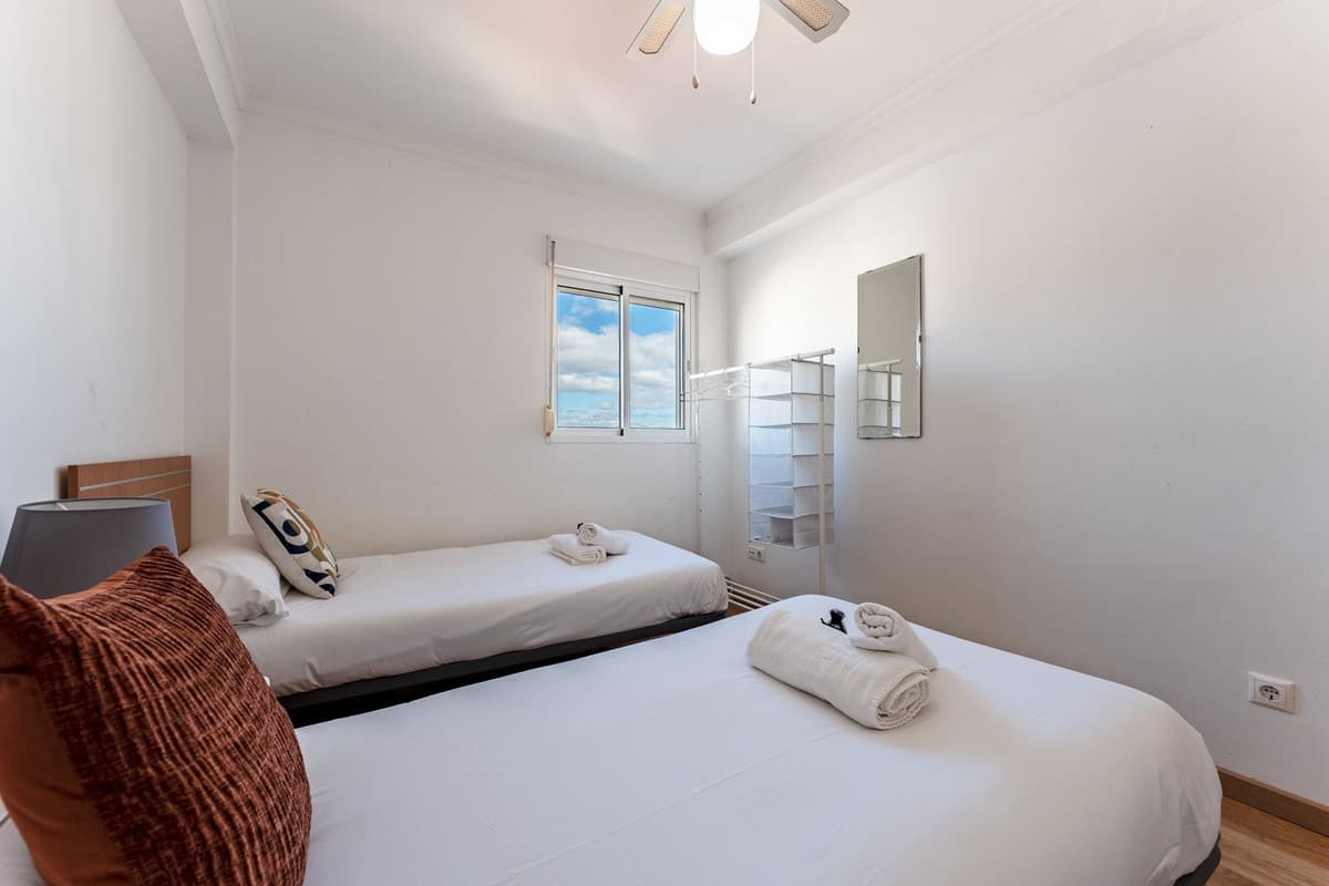 Middle Floor Apartment in Benalmadena — photo 8 of 10