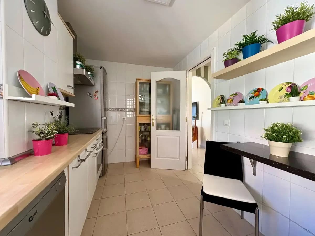 Middle Floor Apartment in Riviera del Sol — photo 6 of 10