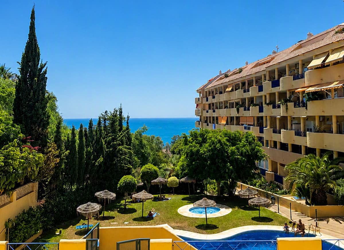 Penthouse in Torreblanca — photo 1 of 10