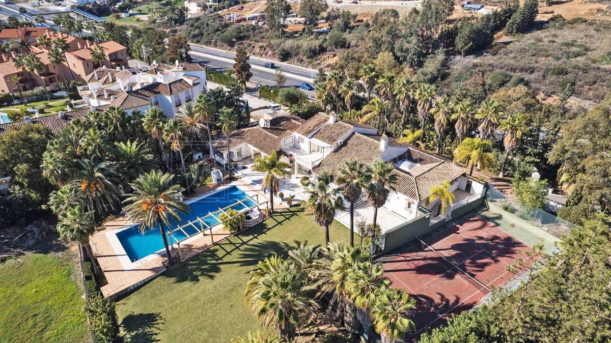 Residential Plot in Estepona — photo 4 of 7
