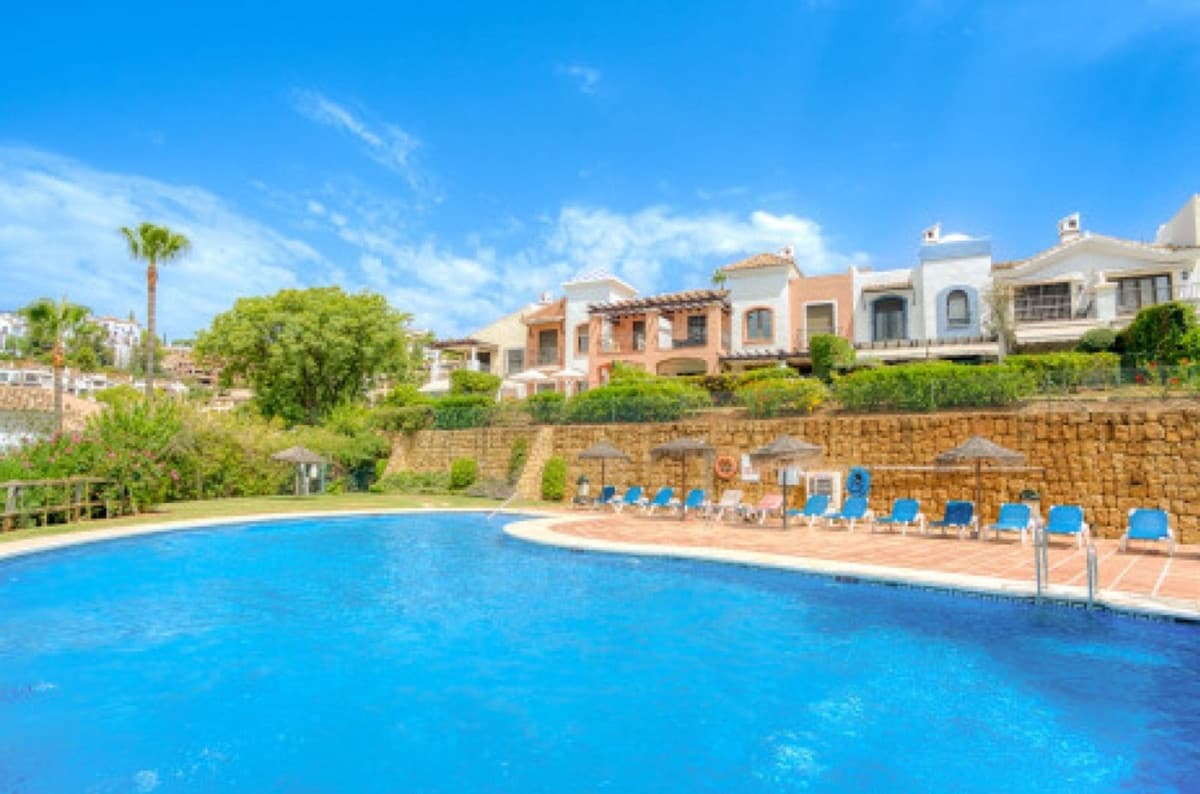 Townhouse in Los Arqueros — photo 1 of 10