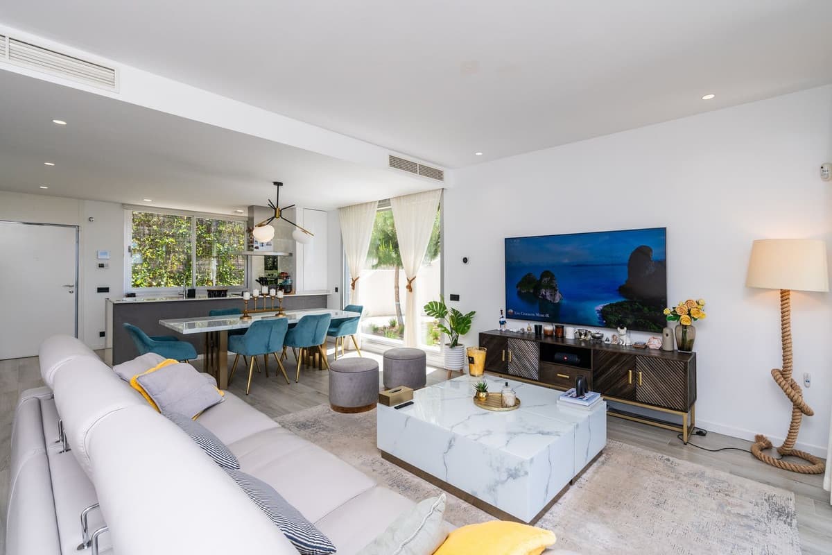 Townhouse in Cancelada — photo 5 of 10