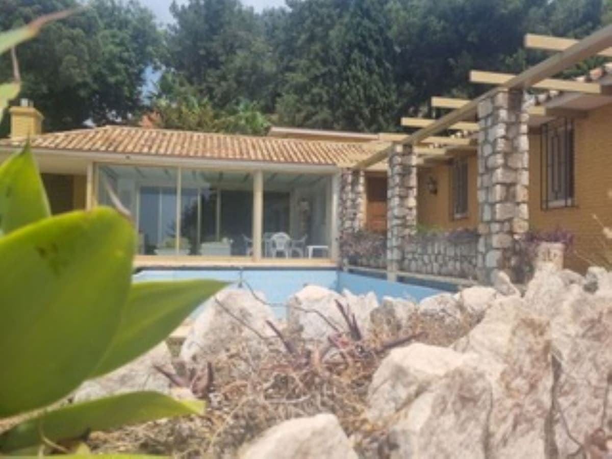 Detached Villa in Benalmadena — photo 1 of 10