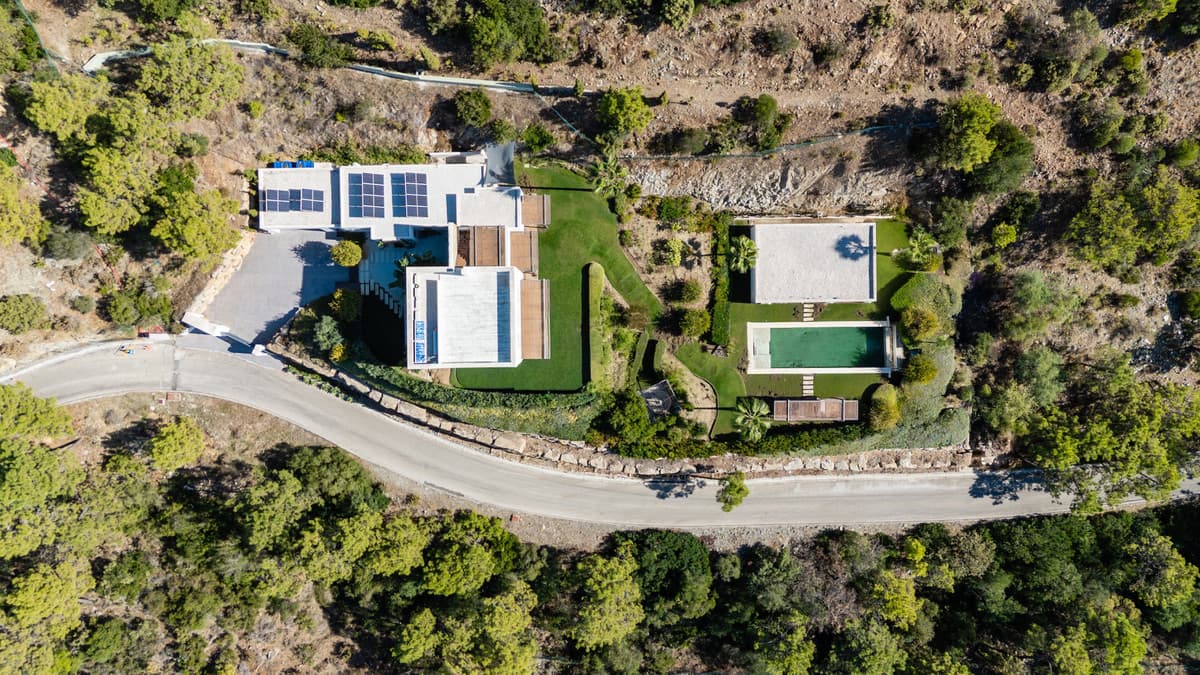 Detached Villa in El Madroñal — photo 1 of 10
