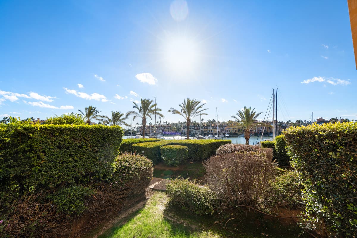 Ground Floor Apartment in Sotogrande Marina — photo 9 of 10