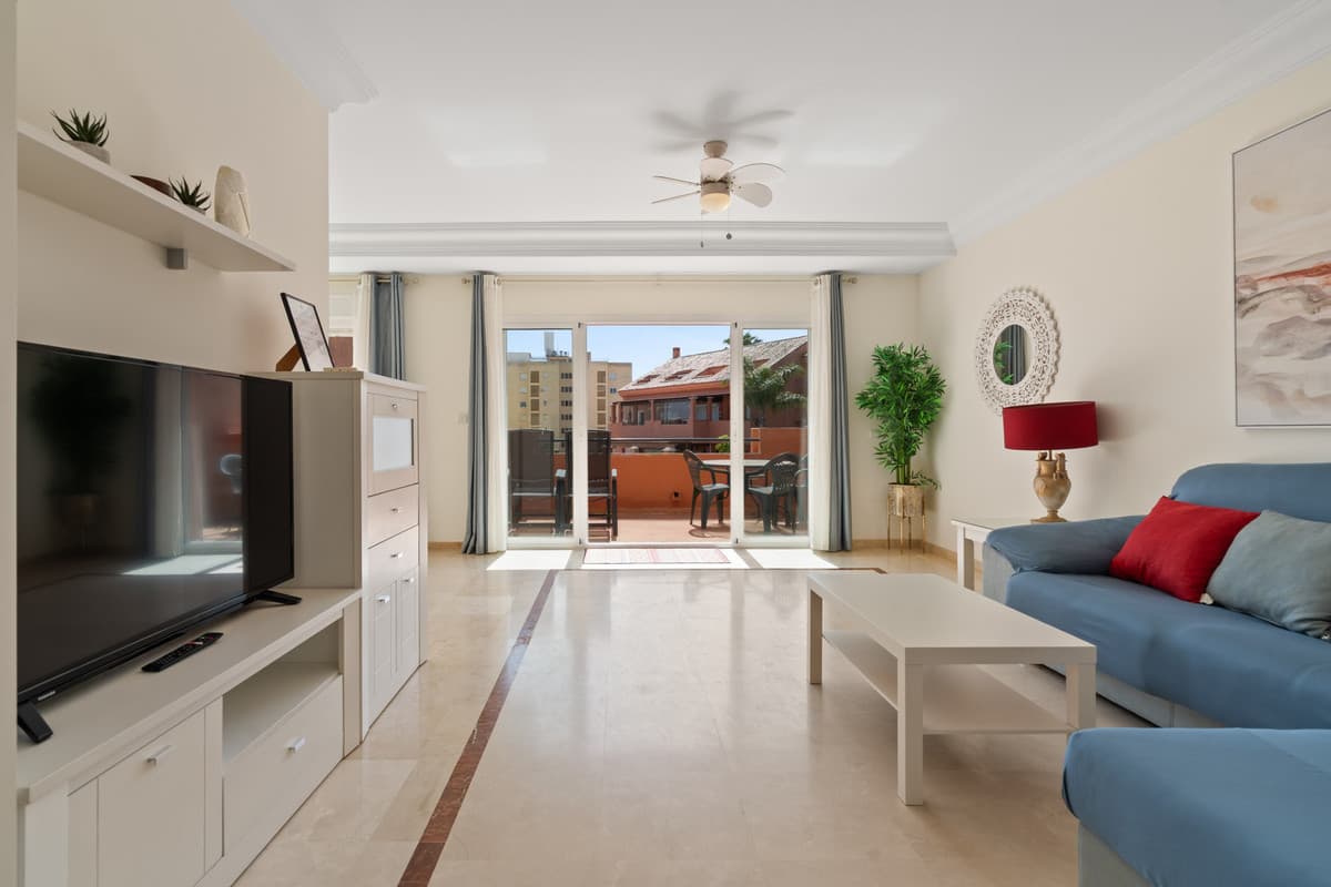 Penthouse Duplex in Estepona — photo 4 of 10