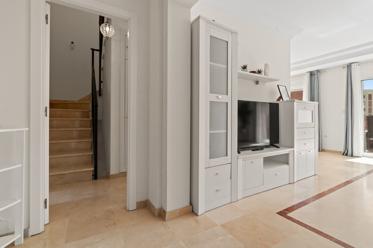 Penthouse Duplex in Estepona — photo 8 of 10