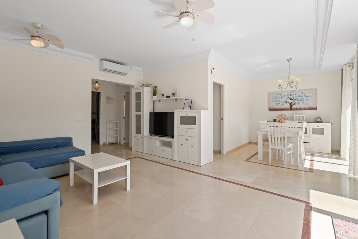 Penthouse Duplex in Estepona — photo 9 of 10