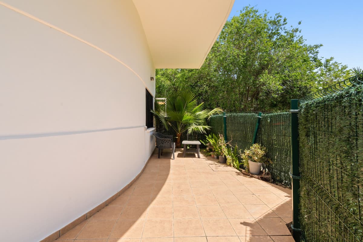 Ground Floor Apartment in Estepona — photo 5 of 10
