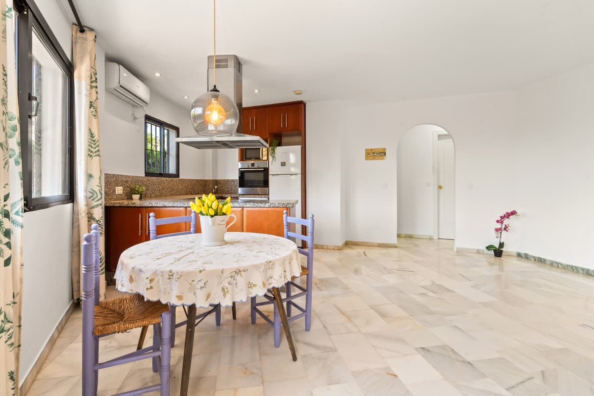 Ground Floor Apartment in Estepona — photo 9 of 10