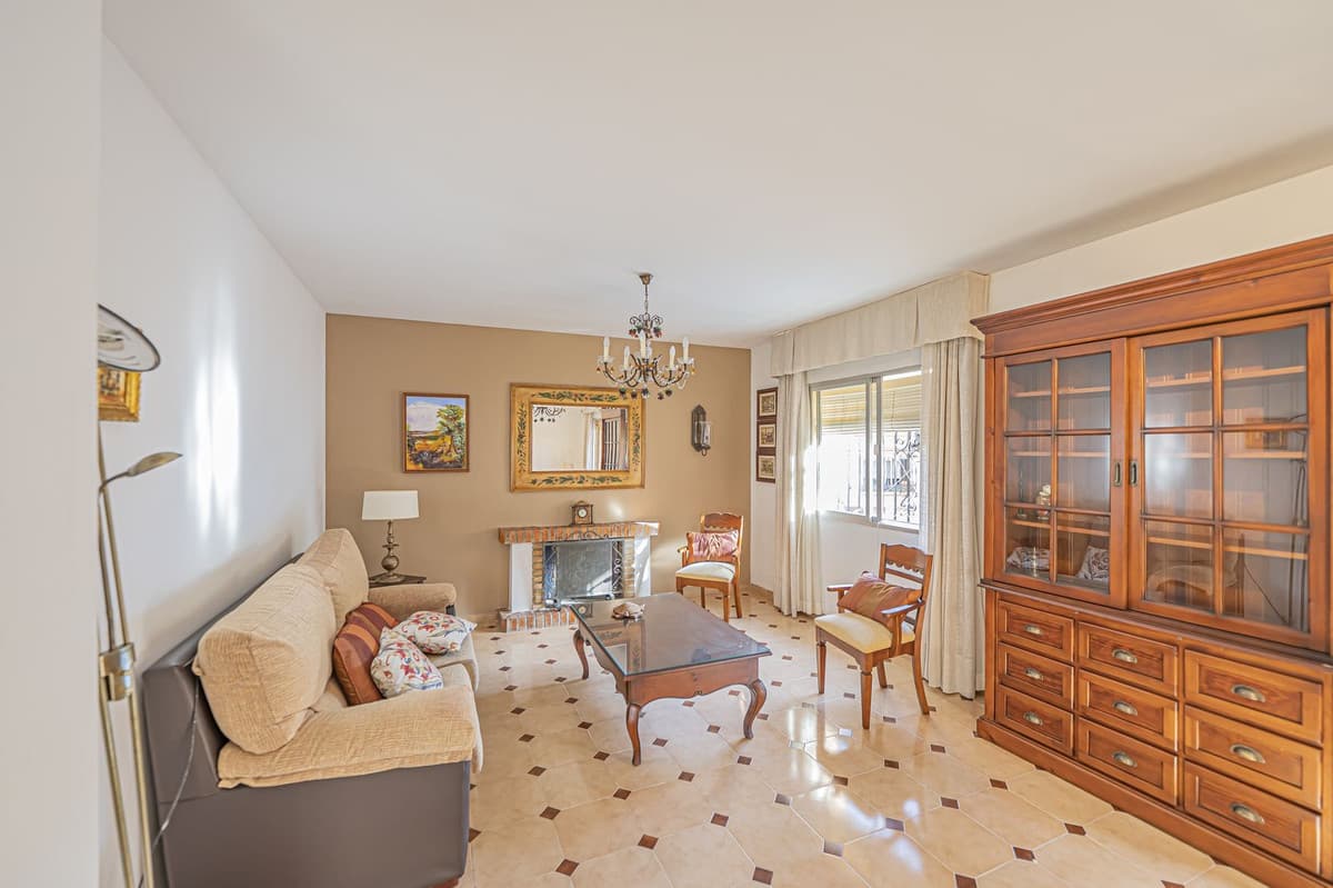 Detached Villa in Marbella — photo 5 of 10