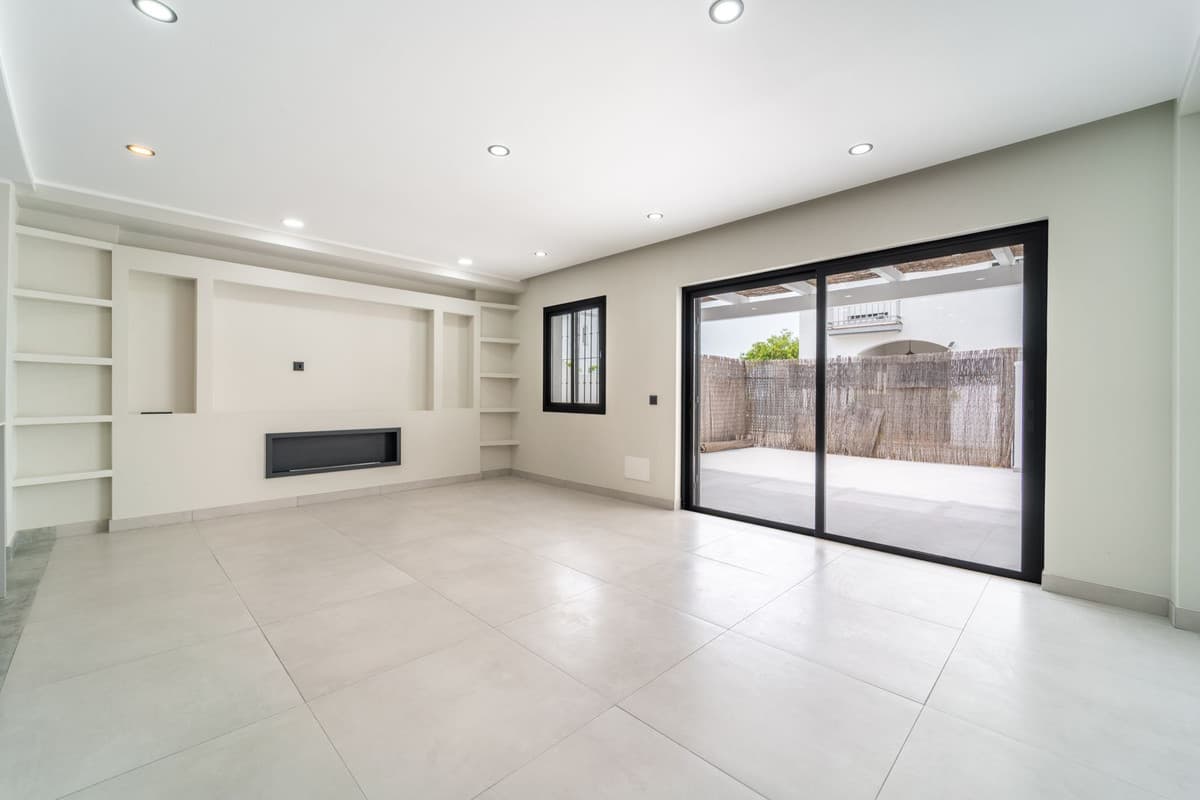 Townhouse in Estepona — photo 4 of 10