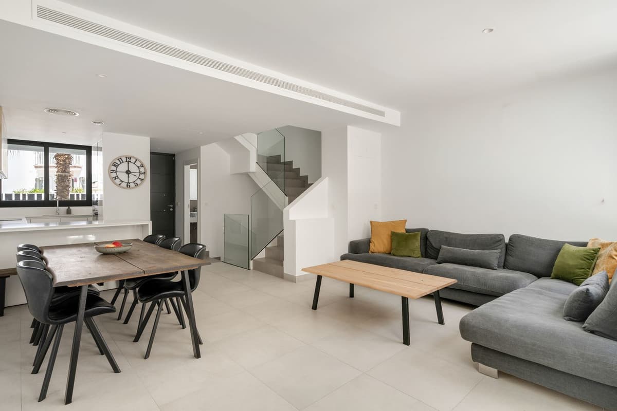 Townhouse in Estepona — photo 4 of 10
