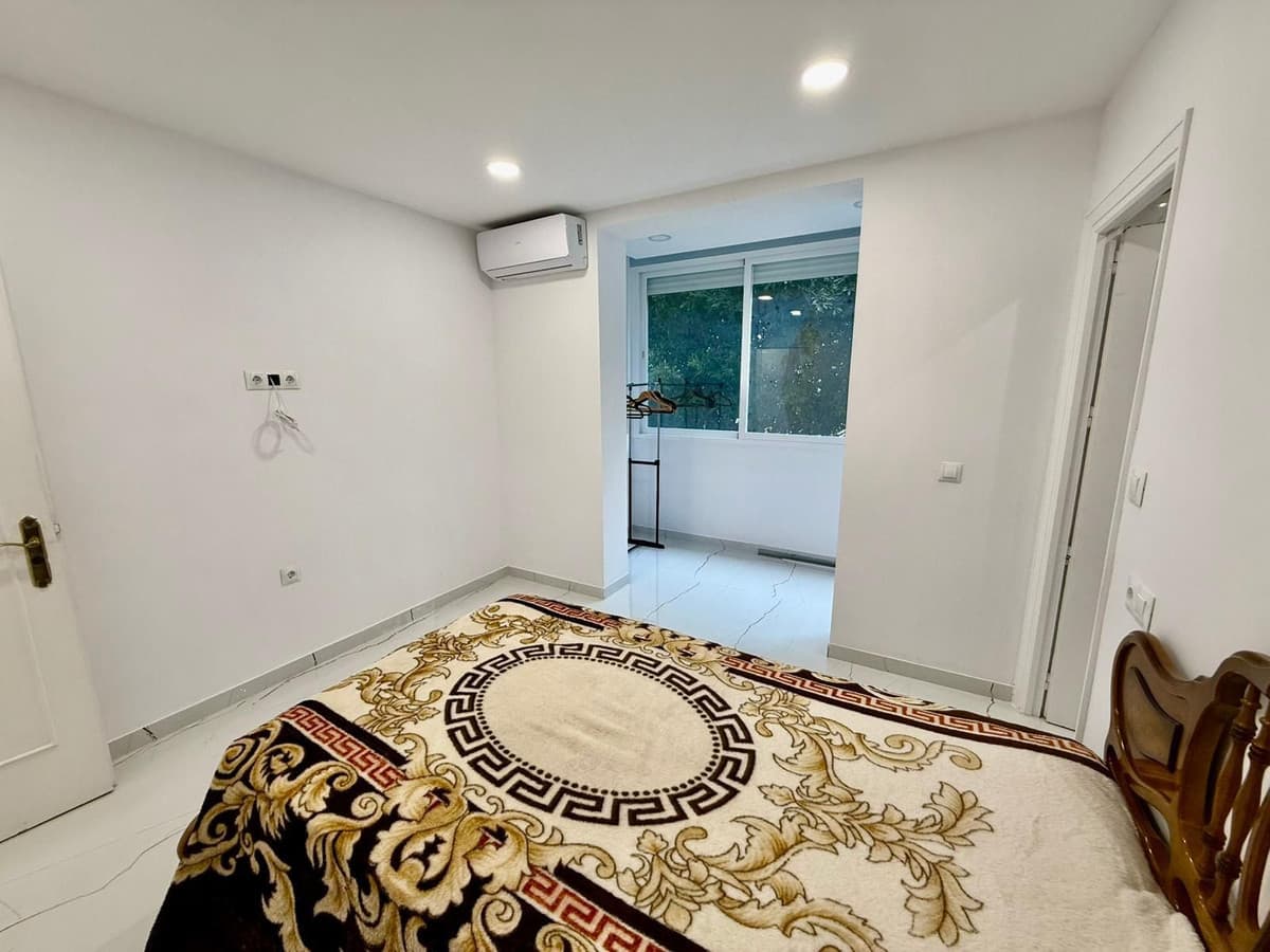 Middle Floor Apartment in Marbella — photo 4 of 10