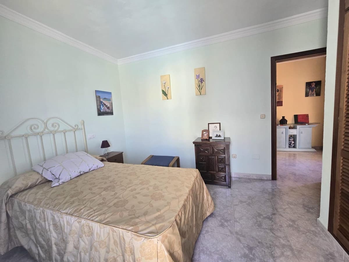 Detached Villa in Puerto de la Torre — photo 8 of 10