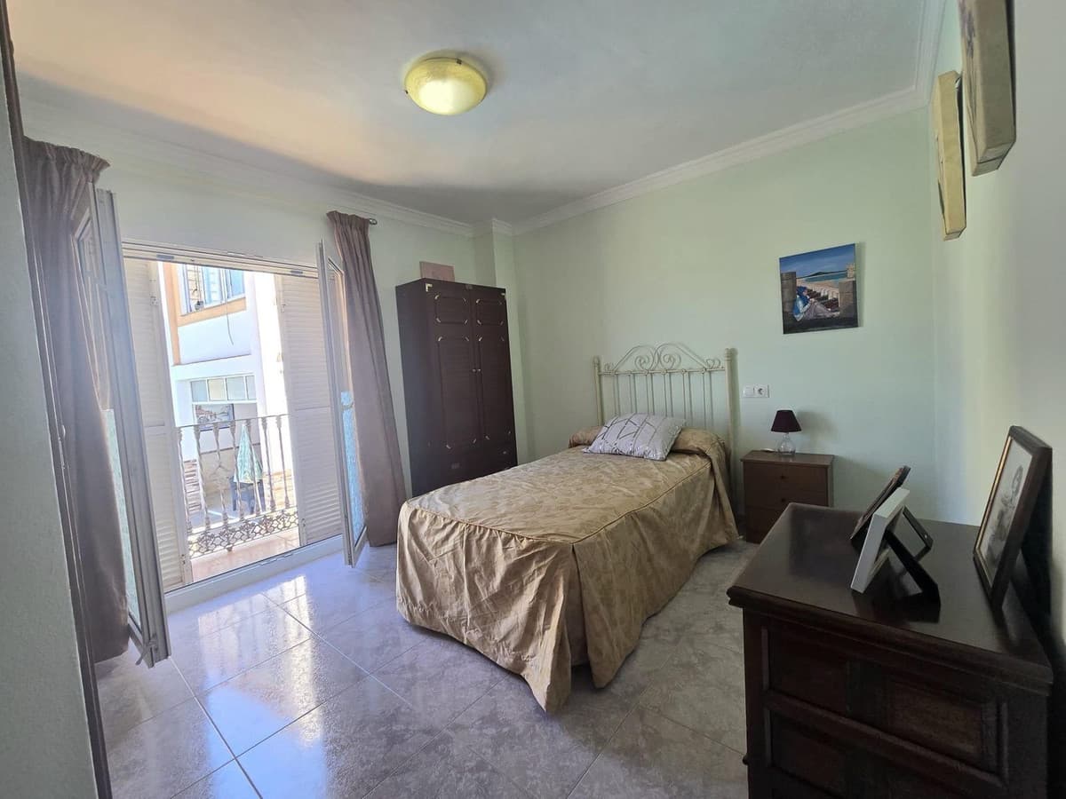 Detached Villa in Puerto de la Torre — photo 9 of 10