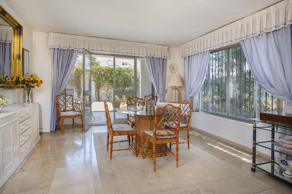 Detached Villa in Guadalmina Baja — photo 6 of 10