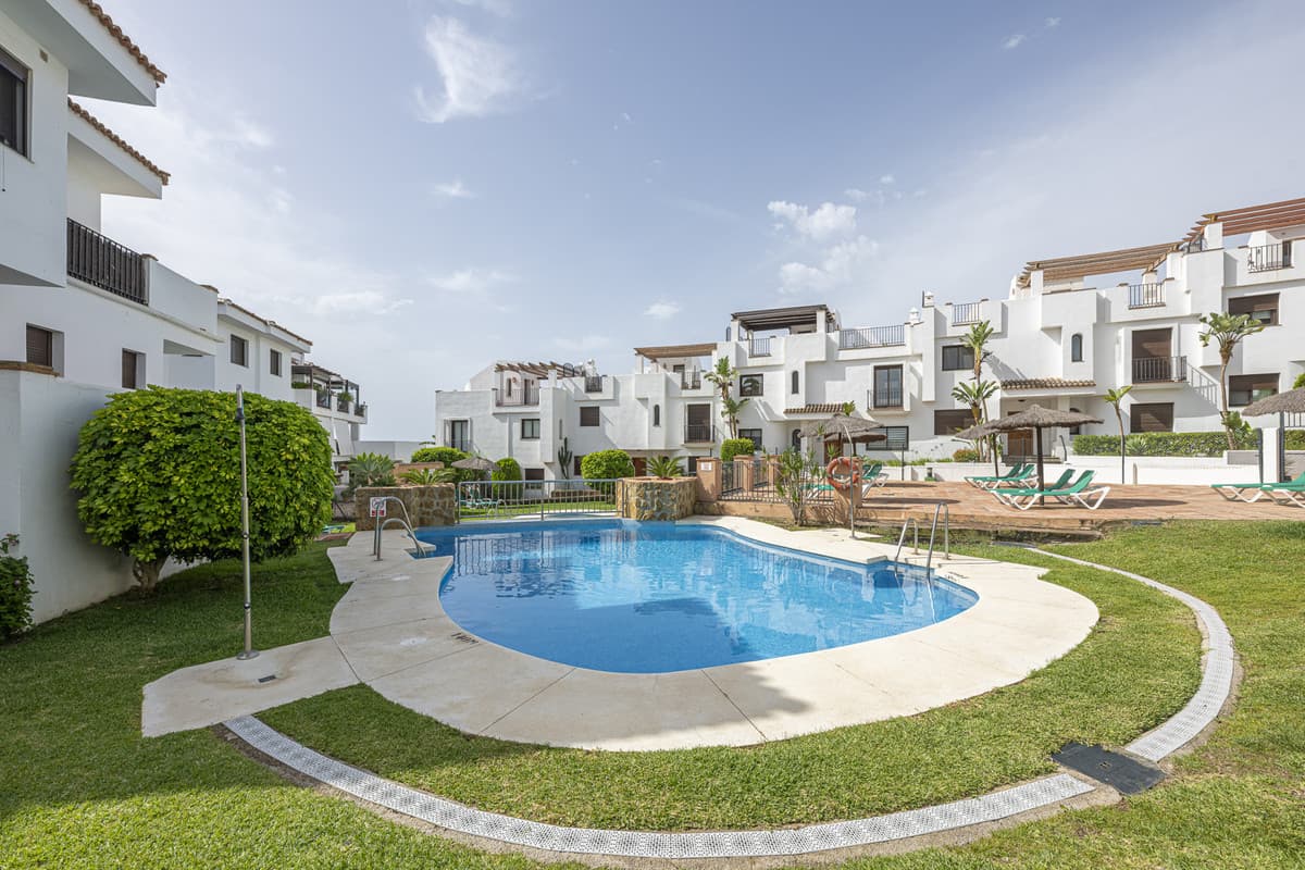 Townhouse in La Alcaidesa — photo 7 of 10