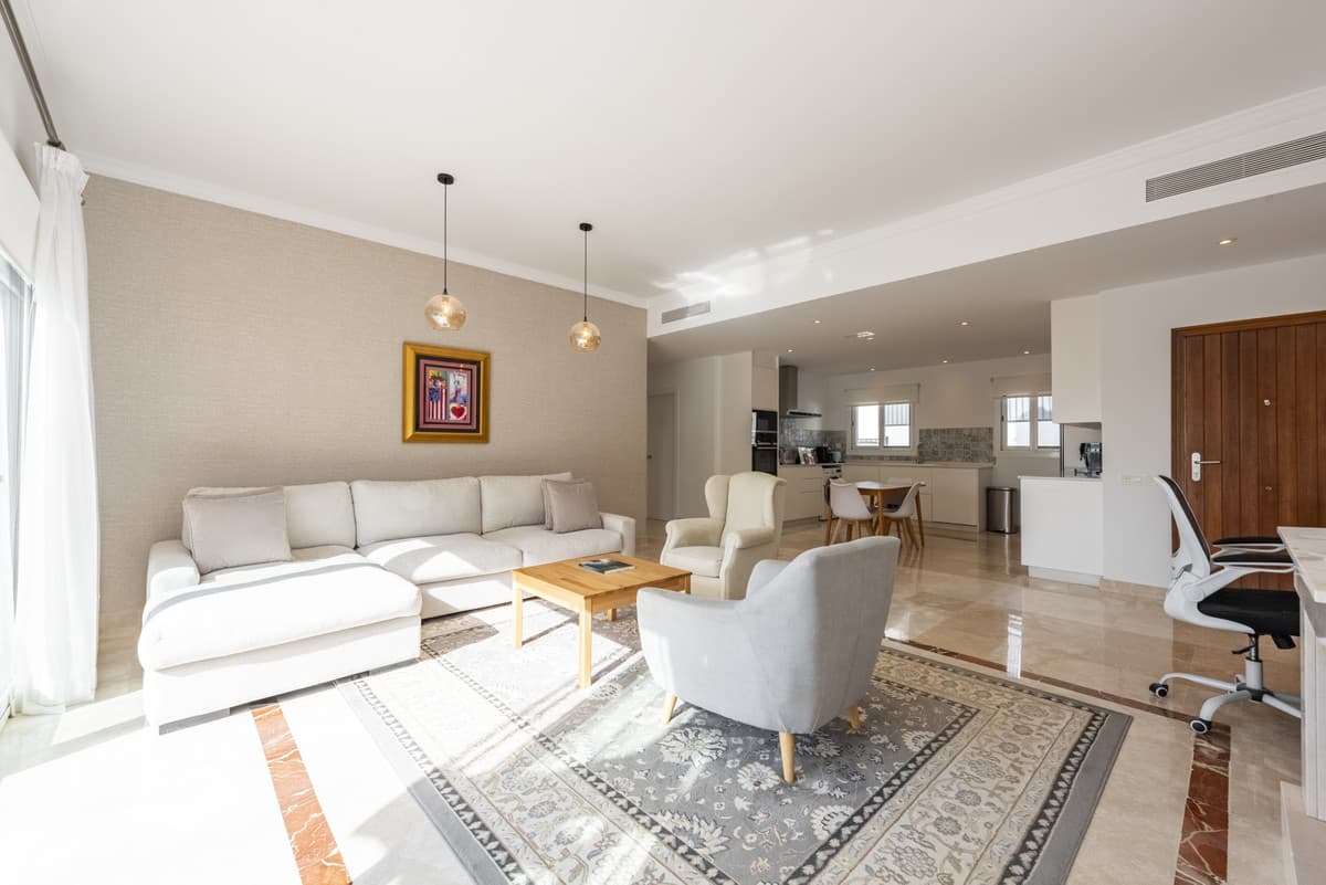 Penthouse Duplex in Benahavís — photo 7 of 10