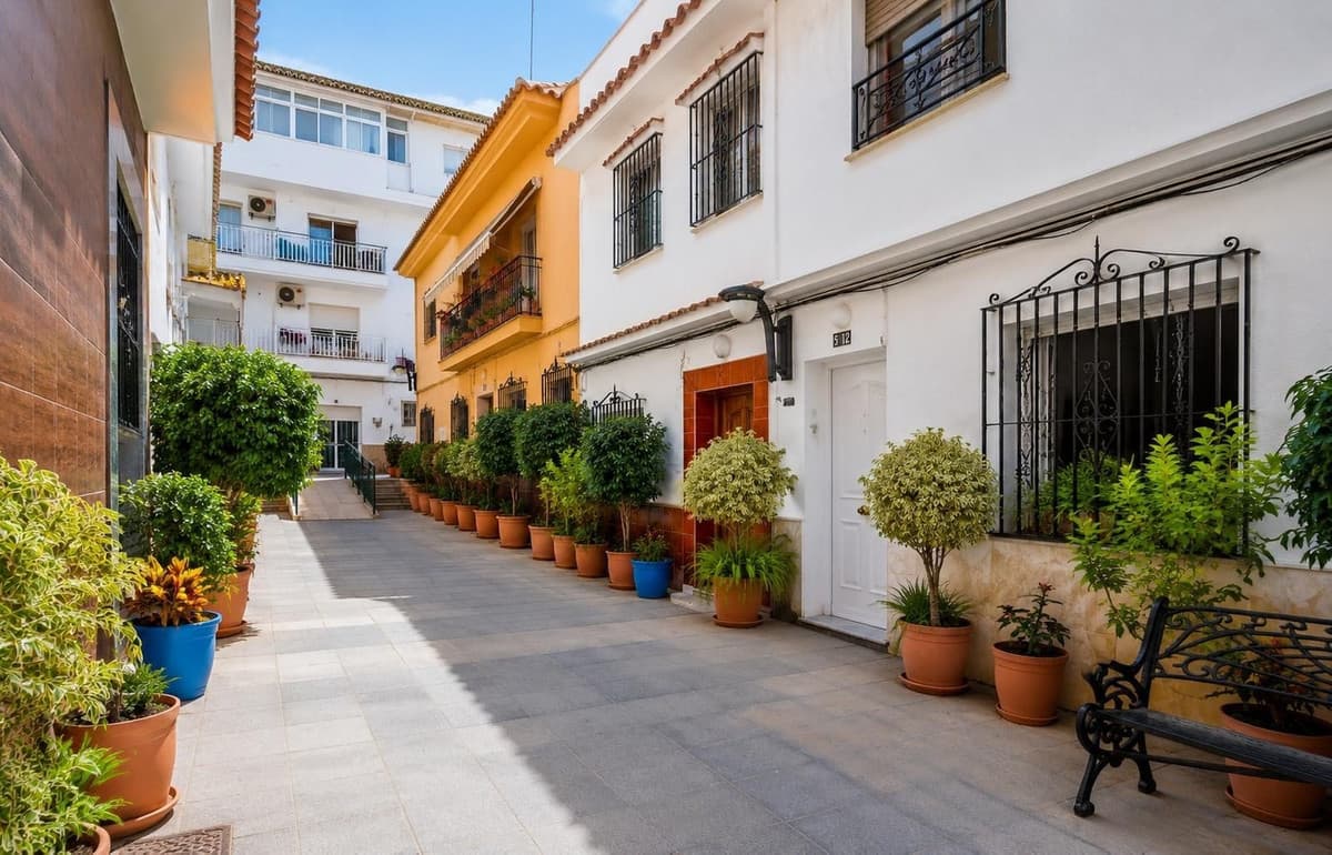 Townhouse in La Cala de Mijas — photo 1 of 10