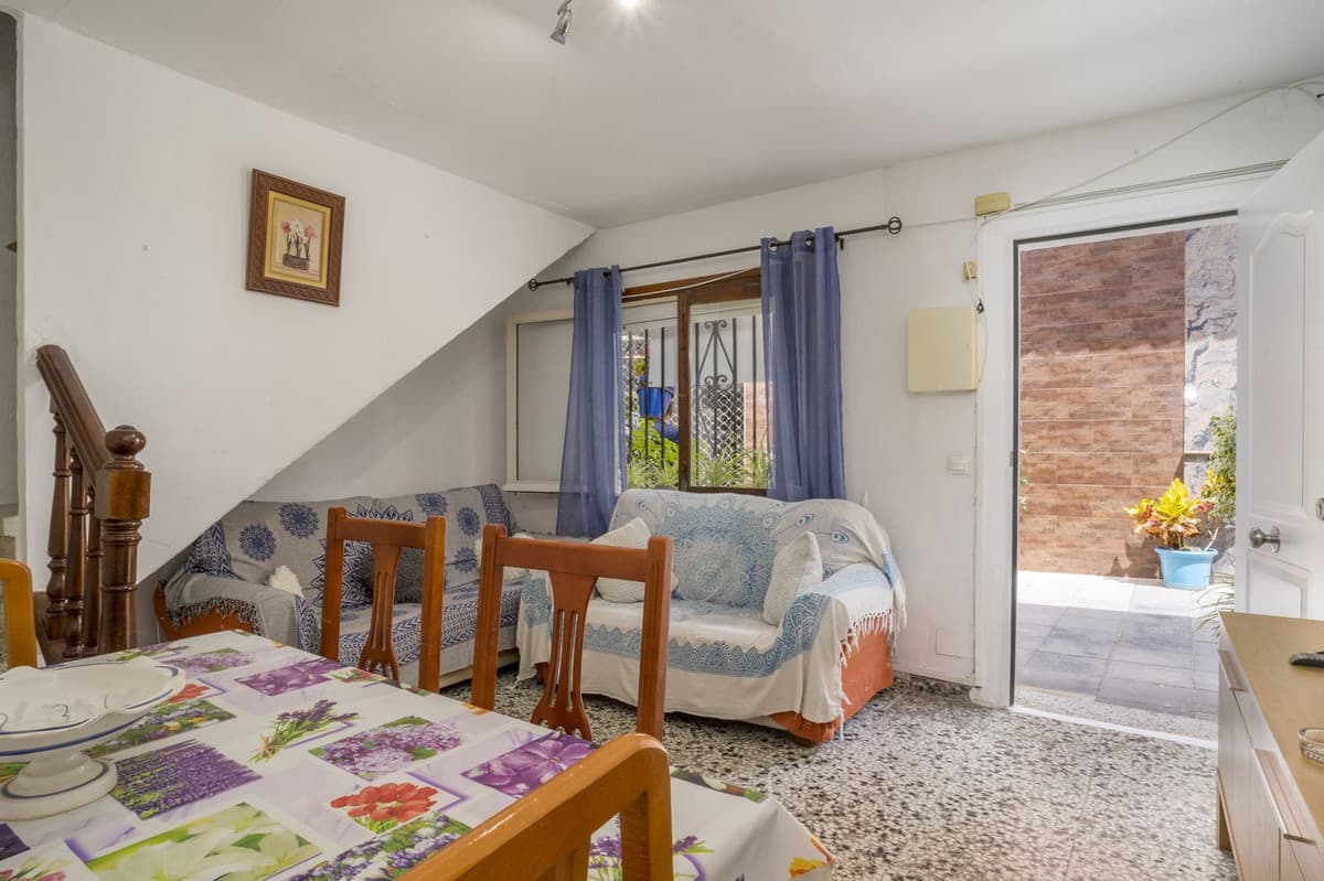 Townhouse in La Cala de Mijas — photo 2 of 10