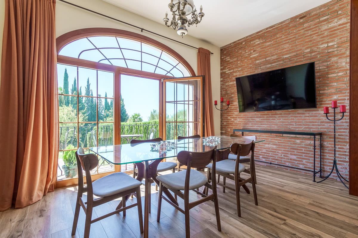 Detached Villa in El Rosario — photo 3 of 10