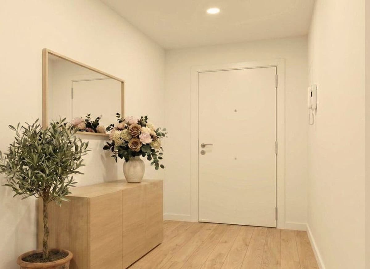 Middle Floor Apartment in Estepona — photo 7 of 10
