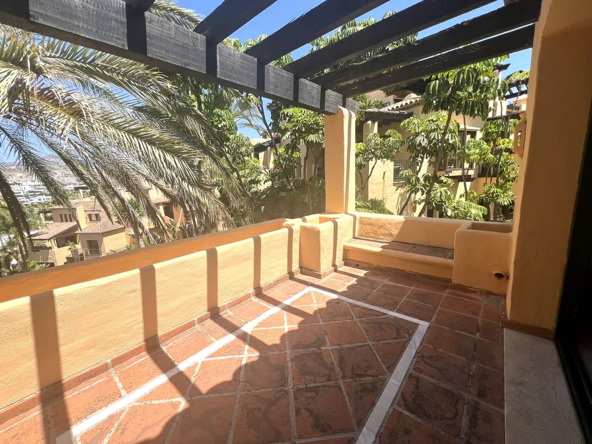 Penthouse Duplex in Atalaya — photo 7 of 10