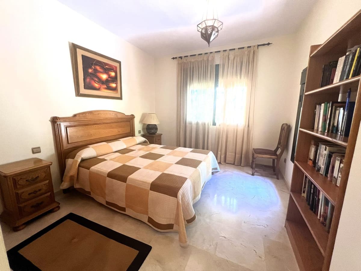 Penthouse Duplex in Atalaya — photo 9 of 10