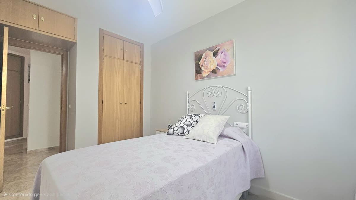 Middle Floor Apartment in Fuengirola — photo 6 of 10