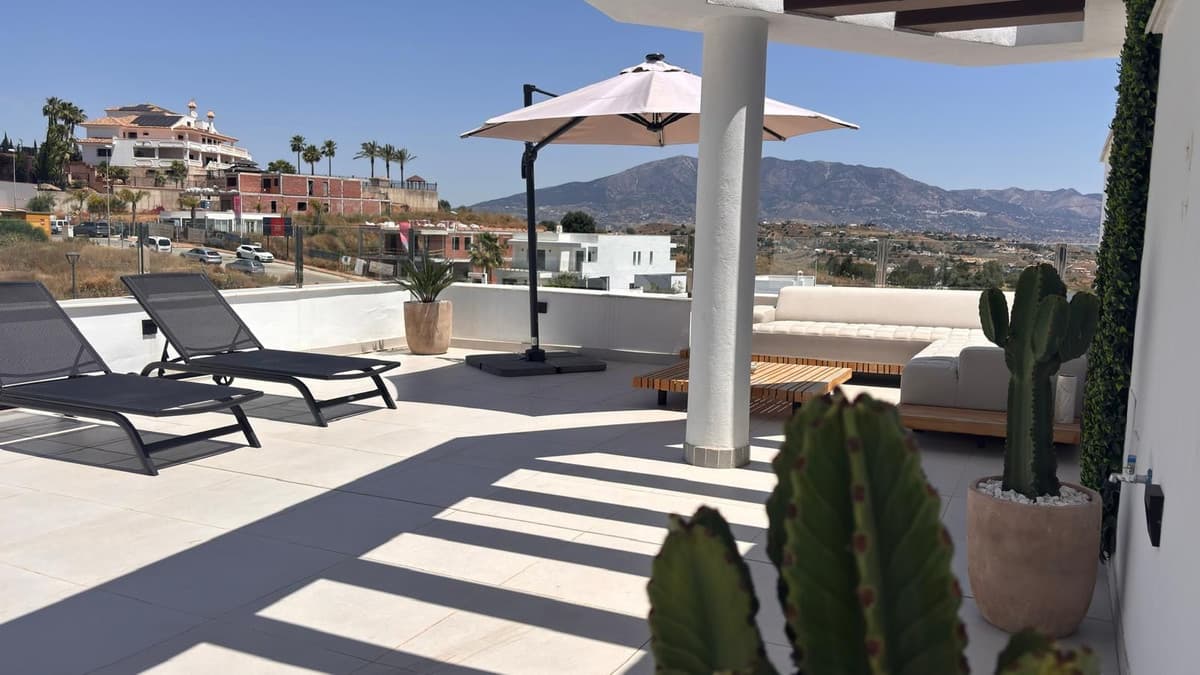 Middle Floor Apartment in Calanova Golf — photo 1 of 10