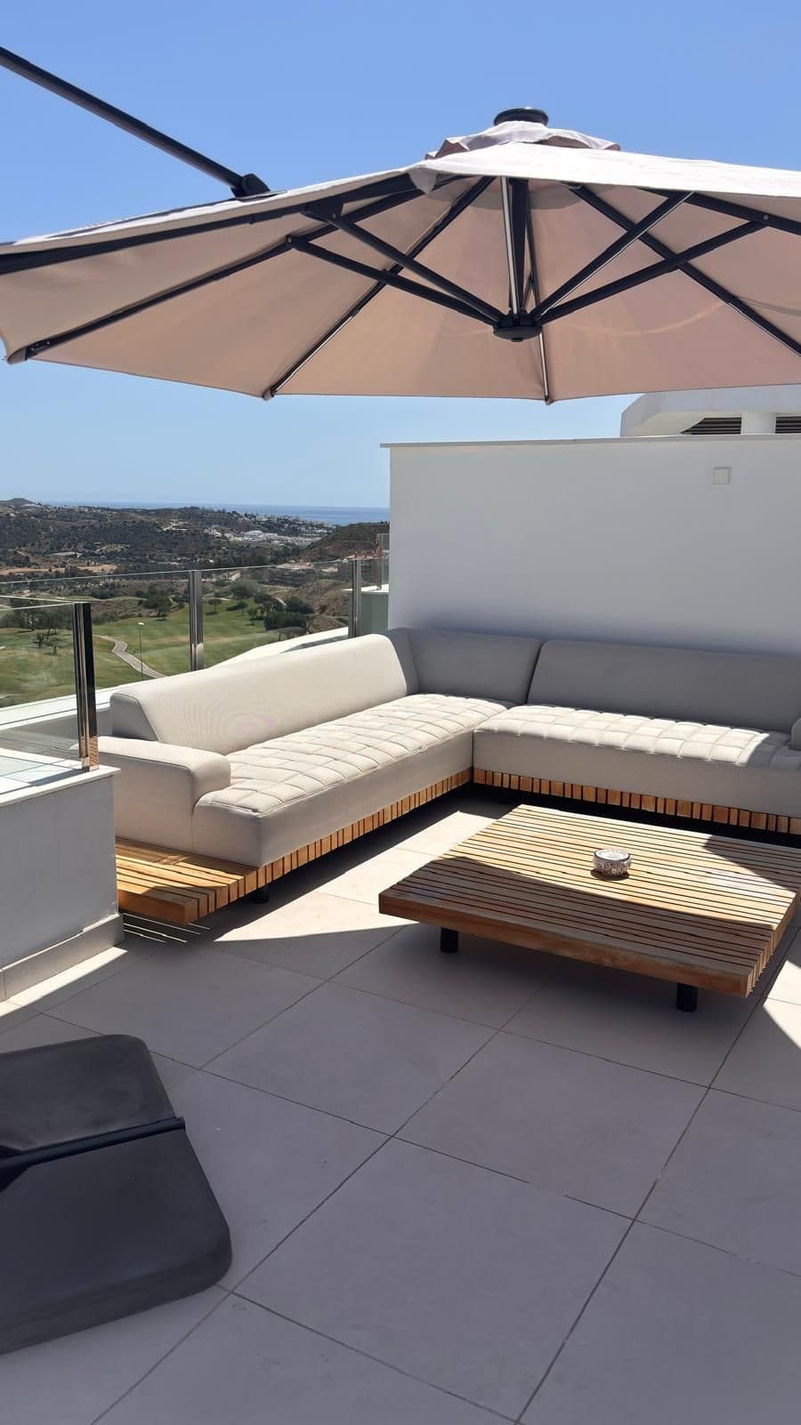 Middle Floor Apartment in Calanova Golf — photo 2 of 10