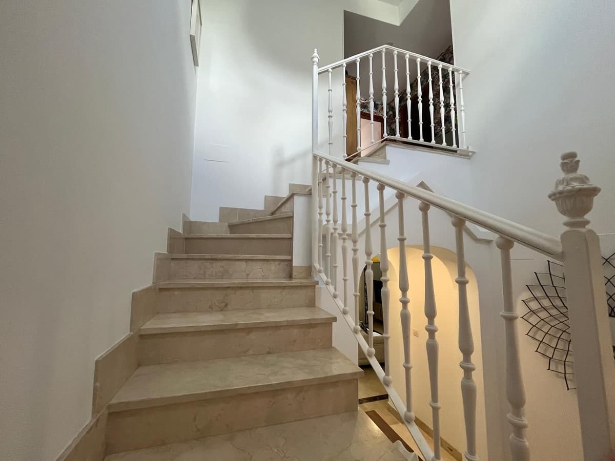 Townhouse in Estepona — photo 10 of 10