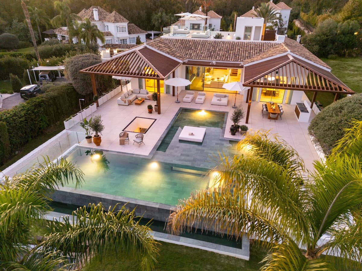 Detached Villa in Nueva Andalucía — photo 5 of 10