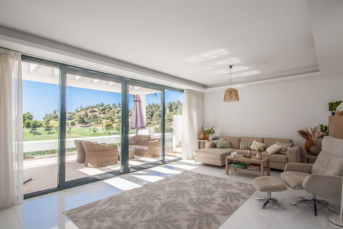 Penthouse Duplex in Benahavís — photo 4 of 10