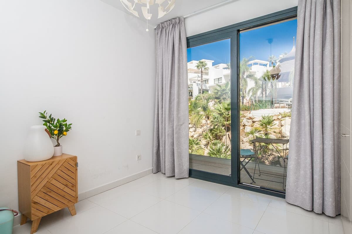 Penthouse Duplex in Benahavís — photo 9 of 10