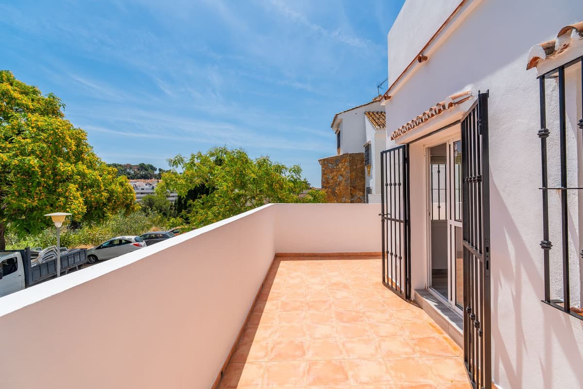 Semi-Detached House in Torremuelle — photo 5 of 10