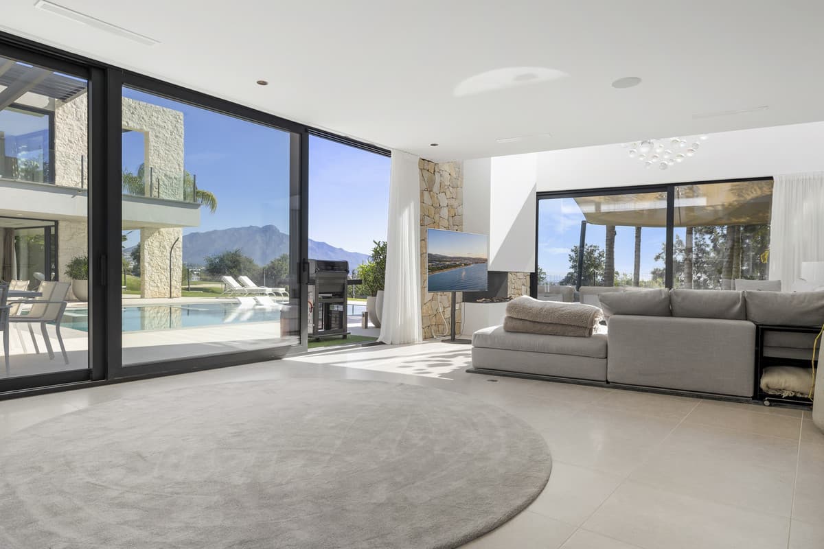 Detached Villa in Benahavís — photo 5 of 10