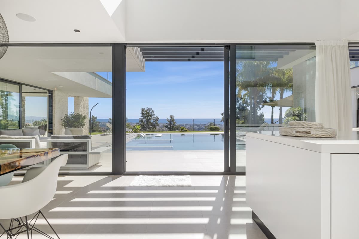 Detached Villa in Benahavís — photo 9 of 10