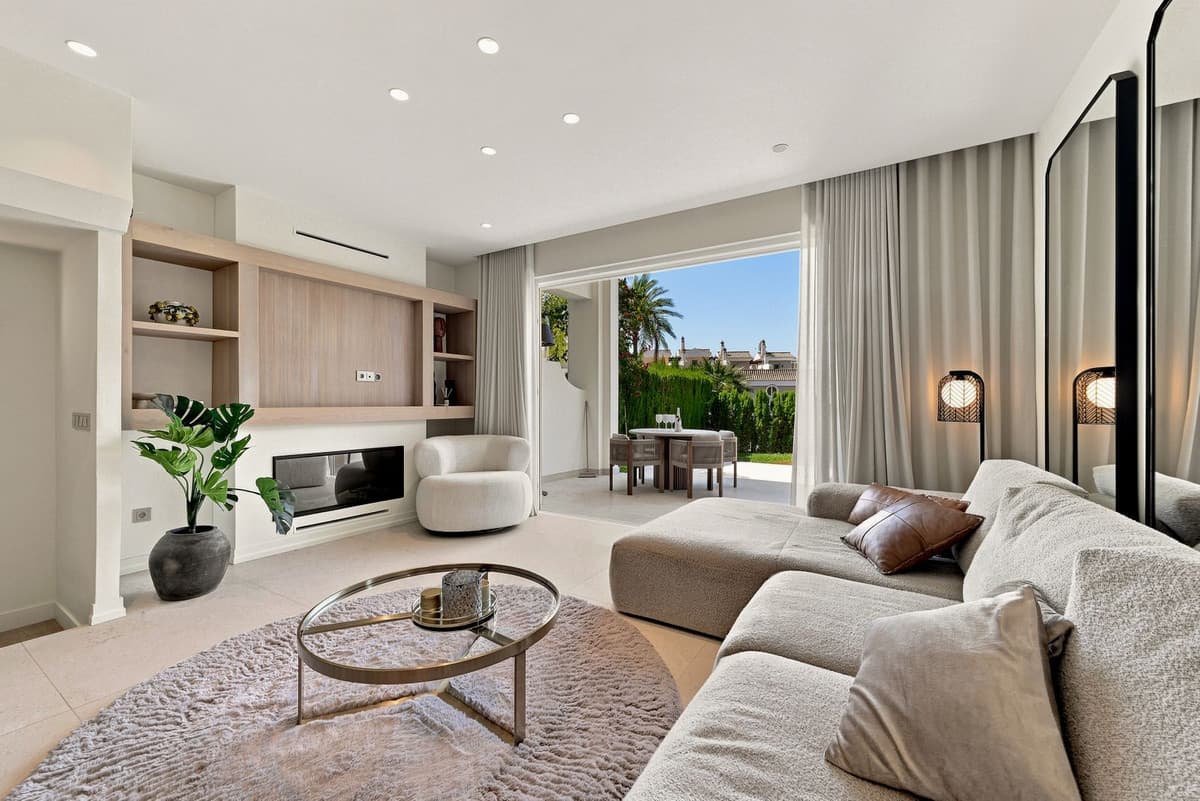 Townhouse in Bahía de Marbella — photo 8 of 10