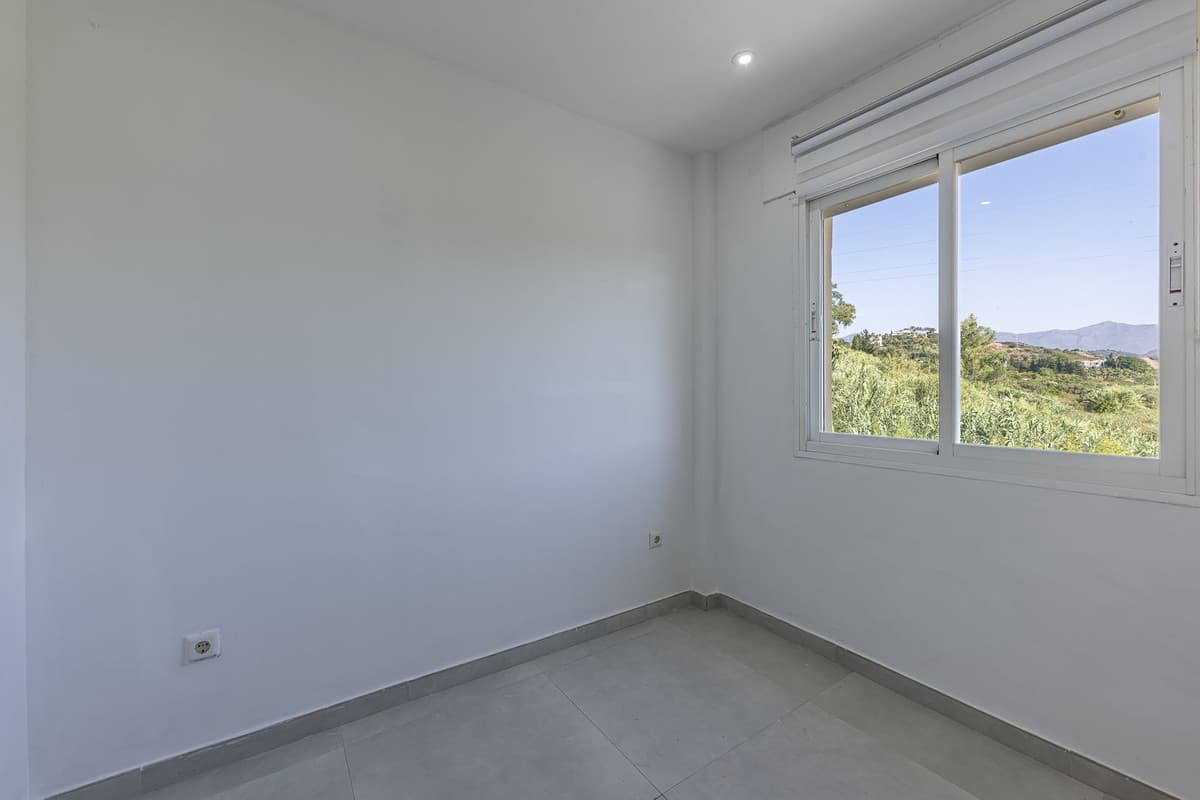 Townhouse in Estepona — photo 4 of 10