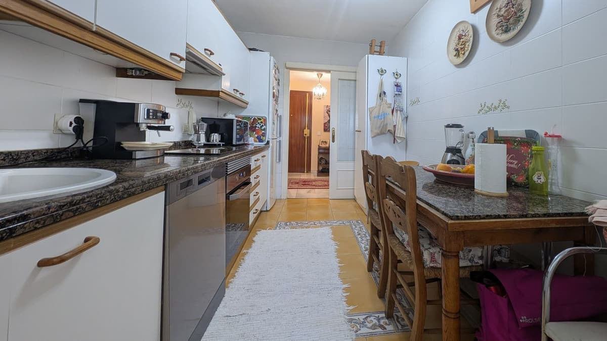 Middle Floor Apartment in Fuengirola — photo 8 of 10