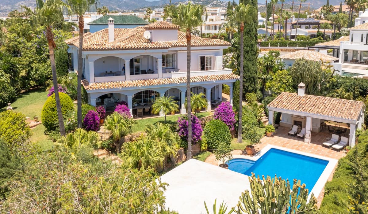 Detached Villa in Bahía de Marbella — photo 6 of 10