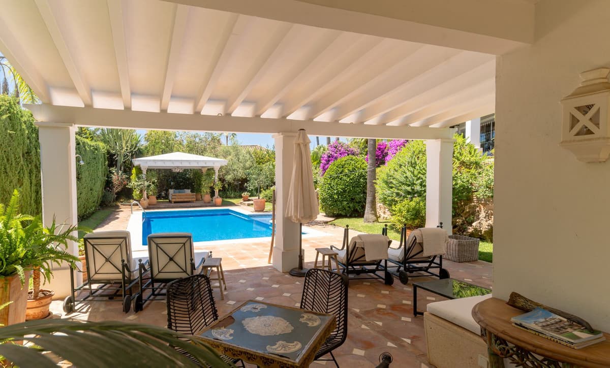 Detached Villa in Bahía de Marbella — photo 7 of 10