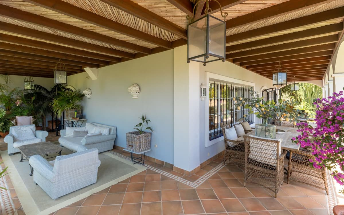 Detached Villa in Bahía de Marbella — photo 9 of 10