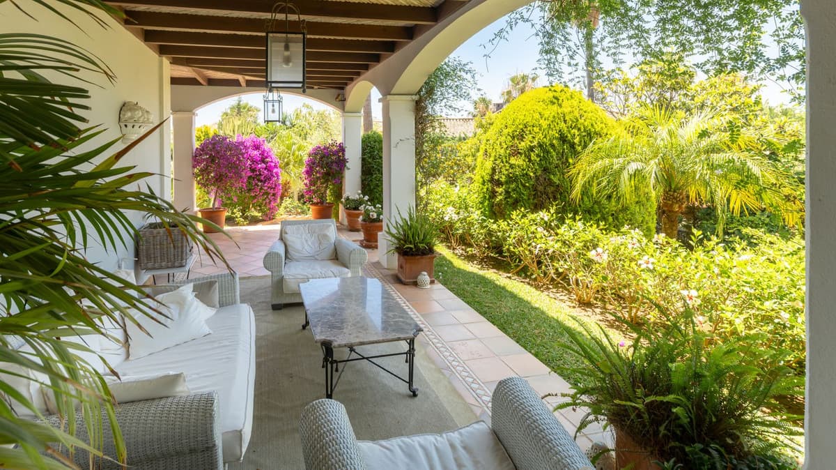 Detached Villa in Bahía de Marbella — photo 10 of 10